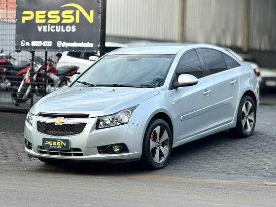 CHEVROLET CRUZE 1.8 LT 16V FLEX 4P AUTOMÁTICO CHEVROLET CRUZE 1.8 LT 16V FLEX 4P AUTOMÁTICO